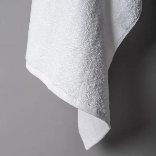 [T00160700000] PARIS Handklæði 70x150 cm